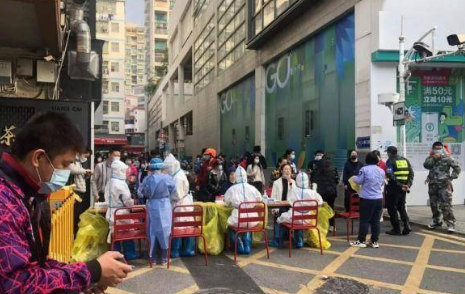 深圳一小区核酸检测标语“一发入魂”，这句标语到底是什么？