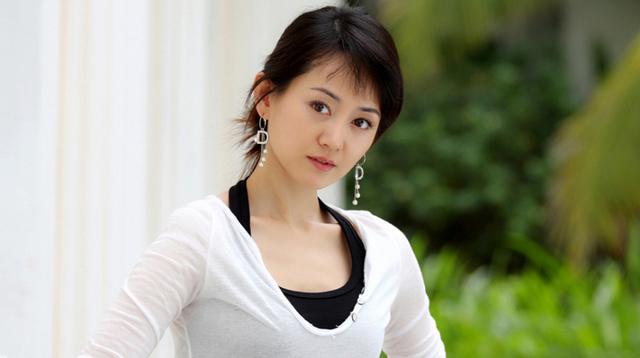 《天涯明月刀》播出9年，钟汉良还演男主，而女主近况如何呢？
