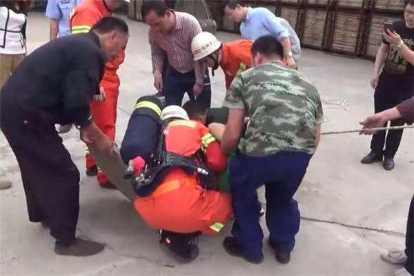 幼师和消防员的爱情令人羡慕，有个消防员男友是一种怎样的体验？