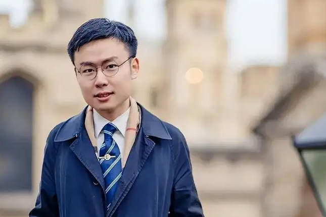 潘周聃是什么