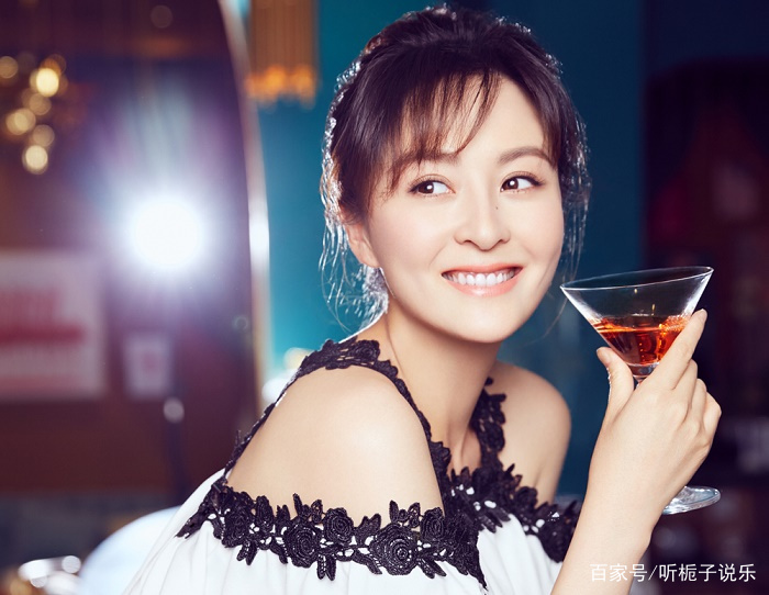尤小刚当干爹，保剑锋称兄妹，吴奇隆是“完美丈夫”，戴娇倩为何这么多瓜？