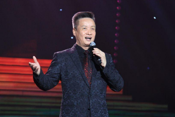 《说句心里话》的原唱是阎维文吗？