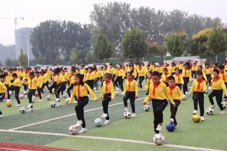 庵埠初中和高中是同校区吗