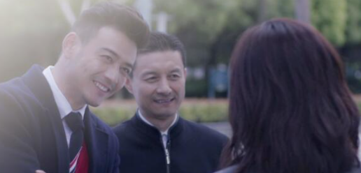 《欢乐颂》小包总扮演者是谁？