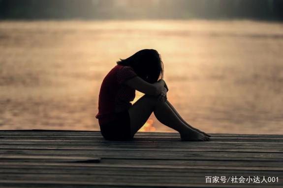 大连发生重大交通事故造成5死5伤，交通事故发生的原因是什么？