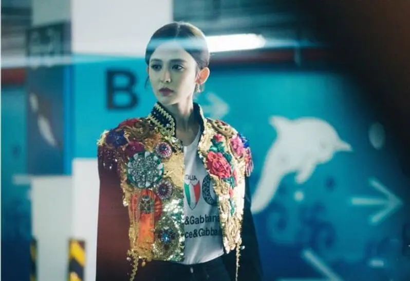 如何评价《归还世界给你》？