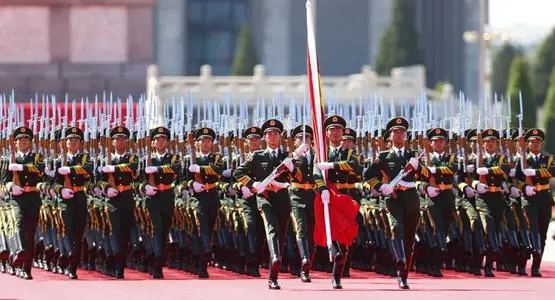 庆祝大会国旗护卫队都是90后00后，他们是否为90后和00后的希望？