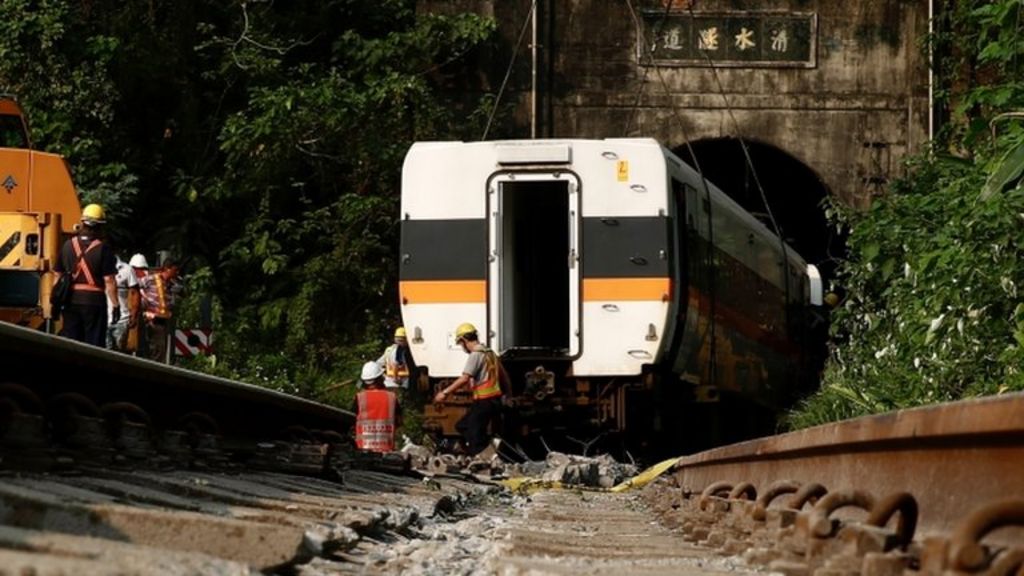台铁丧生司机曾躲过另一列车事故，此次事故造成了多严峻的局面？