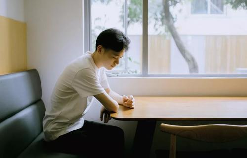 主动型单身指想谈恋爱却缺乏主动性，如何看待主动型单身？
