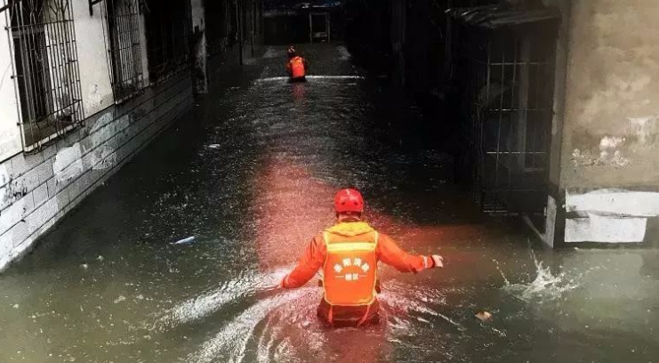 郑州暴雨因地下空间溺亡39人，他们死是否属于人祸？