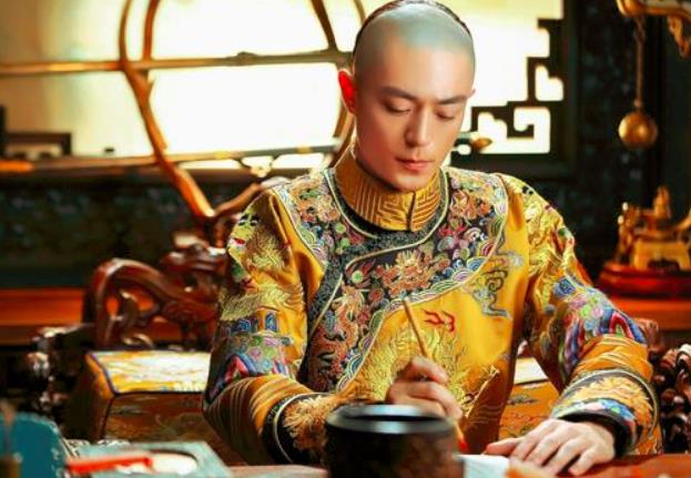 康熙，雍正，乾隆是历史名帝，他们的血缘关系是什么？
