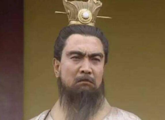赤壁之战究竟是谁放火呢？