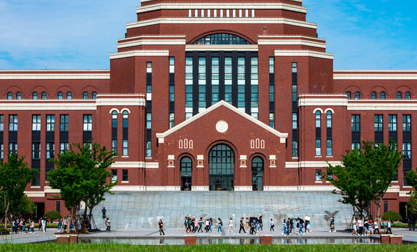 上海建桥学院是几本学费是多少