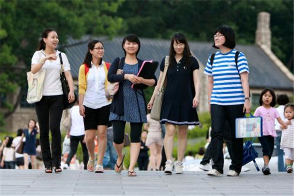 班级里都是女孩子，是一种什么体验？