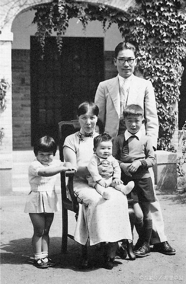冰心说:“读书好，好读书，读好书”分别是什么意思
