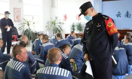 大家觉得狱警这个工作怎么样？有发展前途吗？
