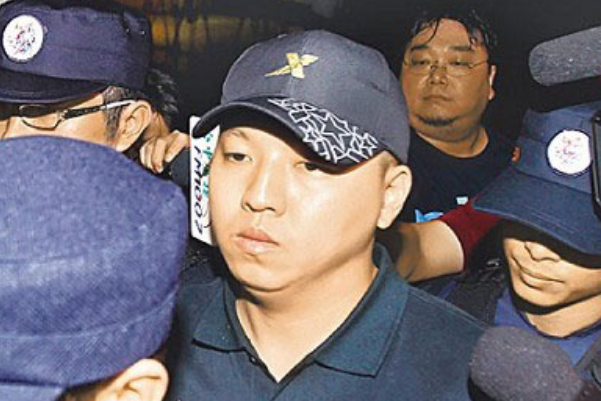 大名鼎鼎的黑帮头目翁奇楠，为何最后落得惨死的结局？