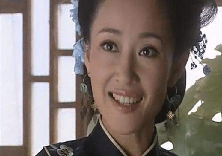 历史上和珅不光贪财，他也“贪色”，那么府上都有哪些美女？
