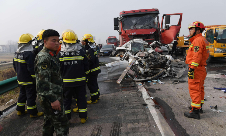 吉林车祸18人死亡，死者多为掰苞米零工，车祸是怎么发生的？
