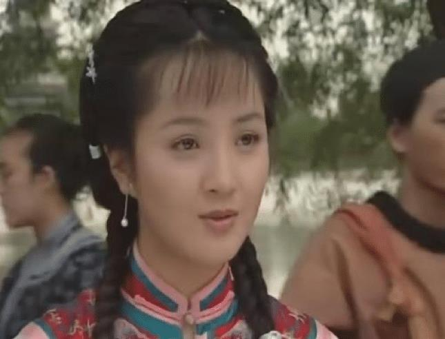 历史上和珅不光贪财，他也“贪色”，那么府上都有哪些美女？