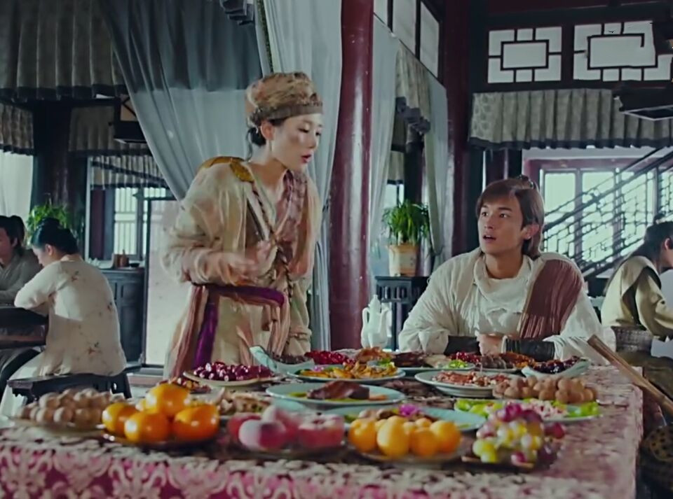 郭靖追黄蓉到底花了多少钱？