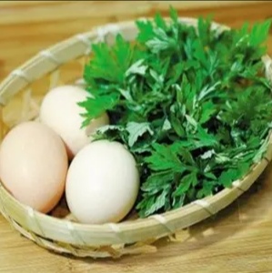 用陈艾熬水煮鹅蛋吃有什么作用呢?