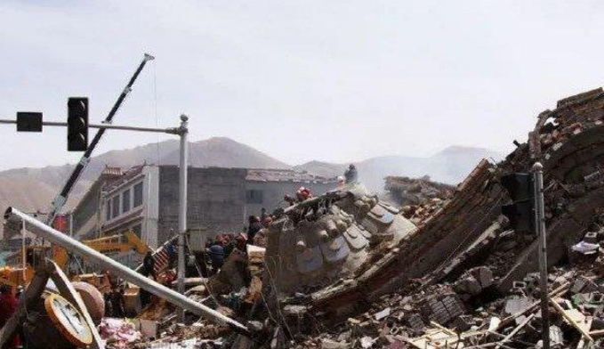 玉树大地震什么时候发生的，死了多少人？