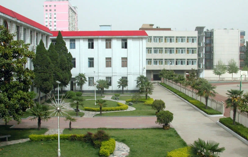 郑州铁路职业技术学院到底怎么样啊？