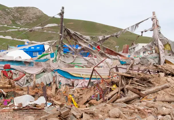 玉树地震死亡多少人?