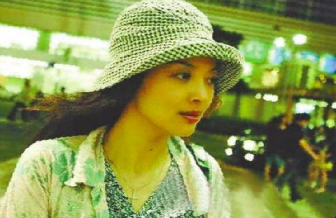 张纪中第一任妻子是谁？