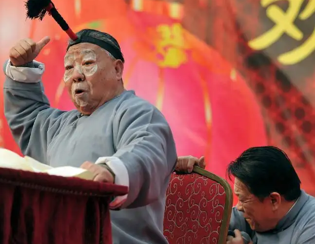 简短搞笑双簧台词是什么？