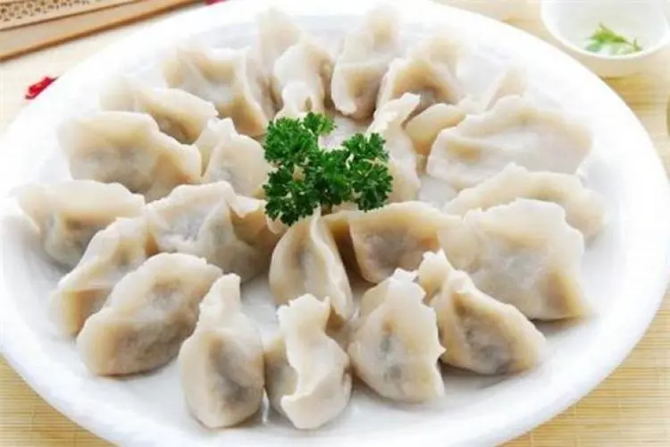 年夜饭十道菜寓意是什么？