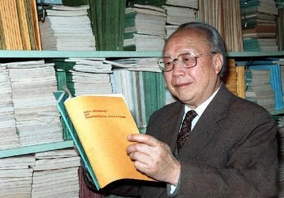 钱伟长的论文不必任何参考文献，钱伟长是什么人？