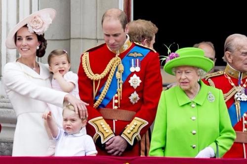 英国王室众多珠宝中，为何Koh-i-Noor钻石最特殊最珍贵？
