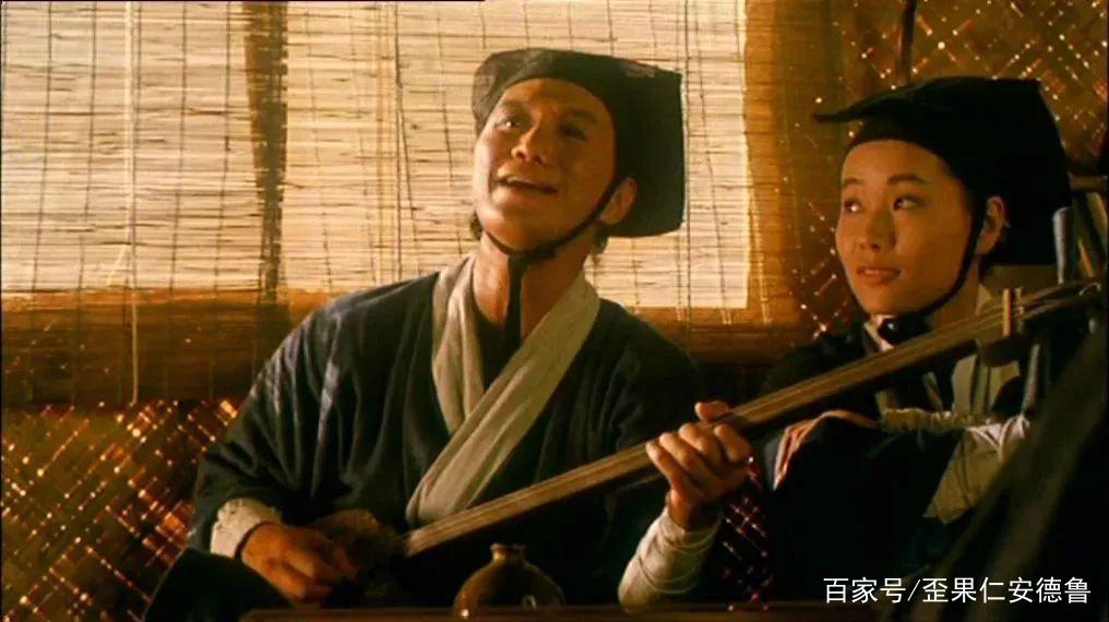 在《笑傲江湖》中，出现过哪些厉害的武功绝学?