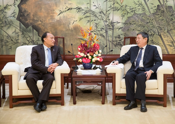 上海市原市长杨雄逝世，杨雄为上海市做过哪些贡献？