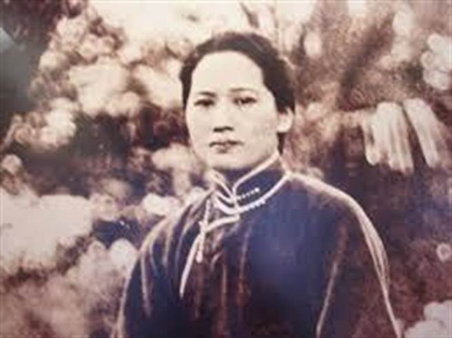陶斯咏简介