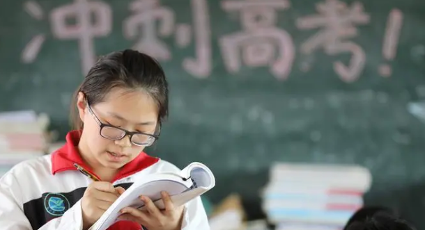 广东高考人数2022年多少人