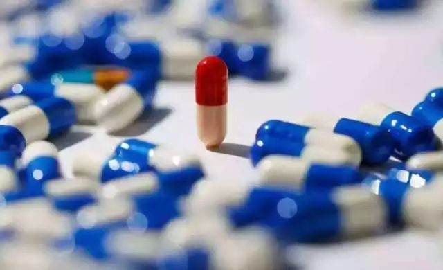 一个药品的中标价，招商底价，终端控制价，零售价之间有什么区别和关系？