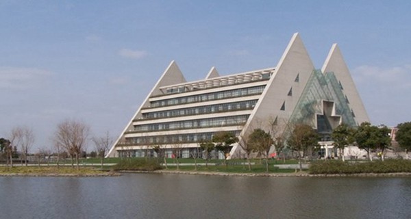 上海工程技术大学怎么样？