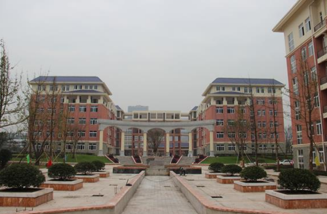 石家庄北方学校怎么样？