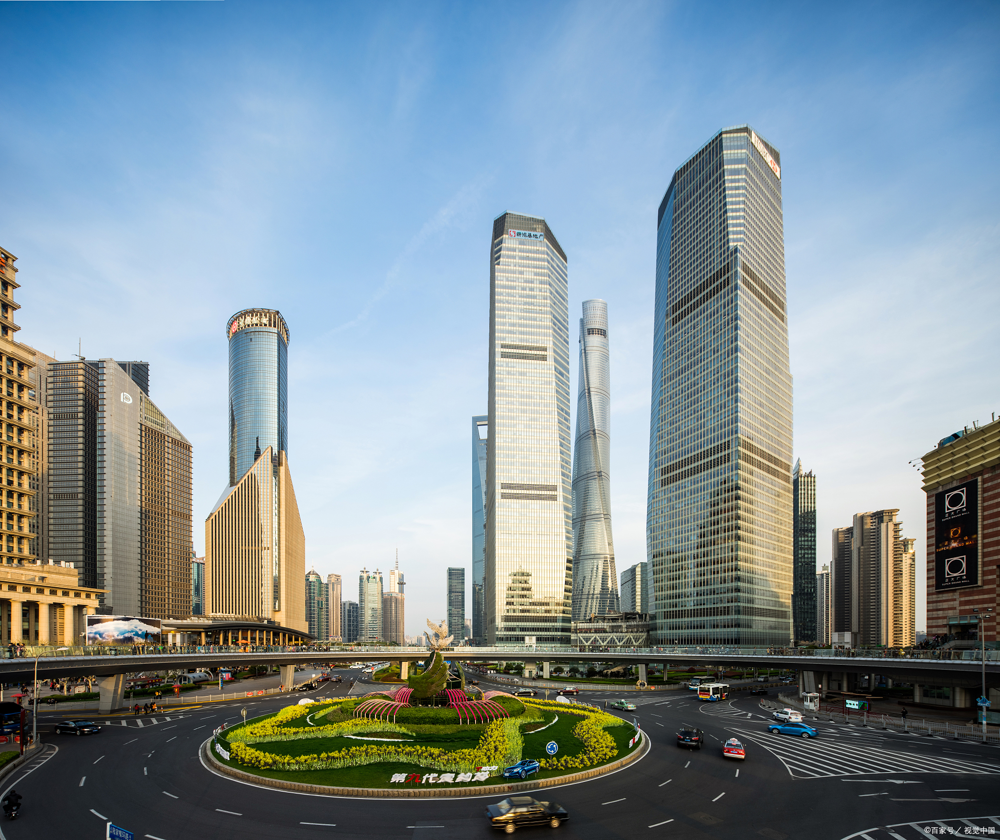 那个熟悉的上海正在慢慢回来，你最怀念的上海气息是什么？