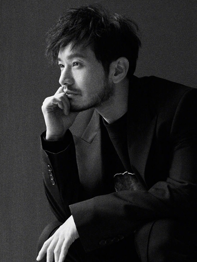 黄晓明的直角头上了热搜,直角头是一种怎样的头型?