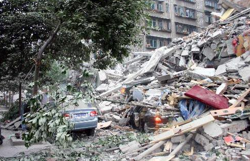 四川大地震感人事迹有那些?