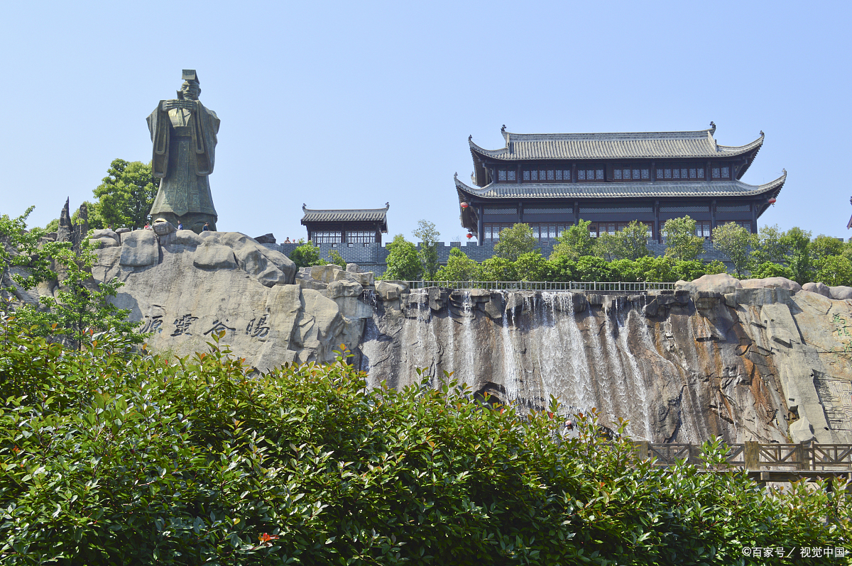 “建元”是我国皇帝使用的年号，这是哪个皇帝使用的年号？
