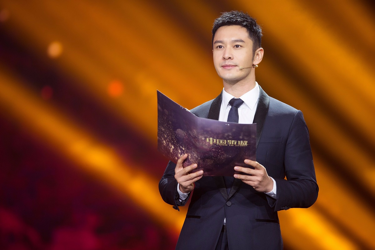 黄晓明的直角头上了热搜,直角头是一种怎样的头型?