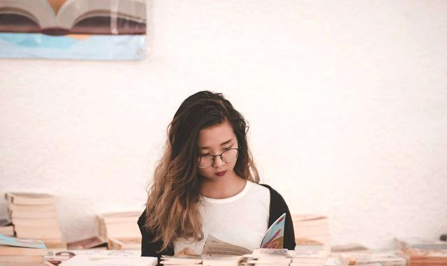 在微信上的哪些地方可以看出男人到底有多爱自己?